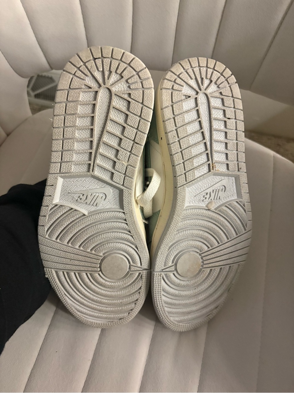 Jordan Air Jordan 1 High OG White and Mint Green Sneakers - Picture 3 of 3